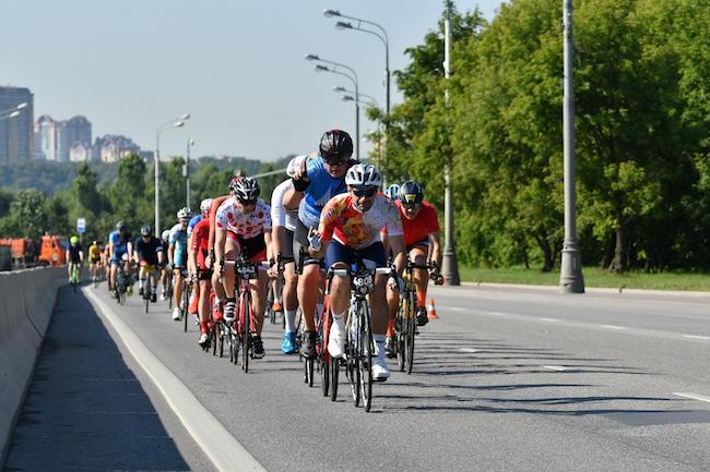 Велогонка La Strada на 80 км, пелотон