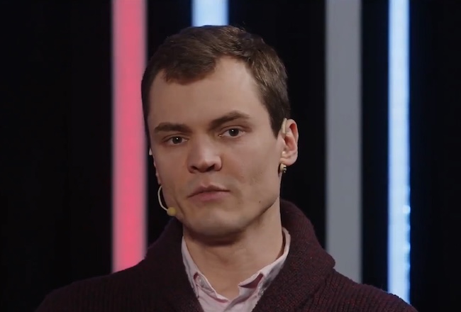 Вадим Куликов, руководитель отдела машинного обучения, SkyDNS Вадим Куликов, руководитель отдела машинного обучения, SkyDNS