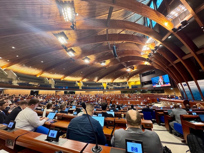 Зал заседаний конференции в Ханое