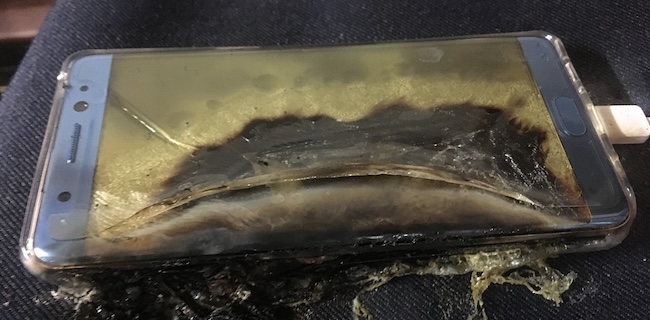 Сгоревший смартфон Samsung Galaxy Note 7 Сгоревший смартфон Samsung Galaxy Note 7