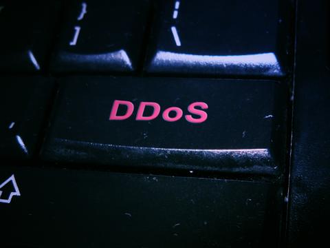 Во 2 квартале DDoS-атак в России стало на 42% больше, бьют по финсектору