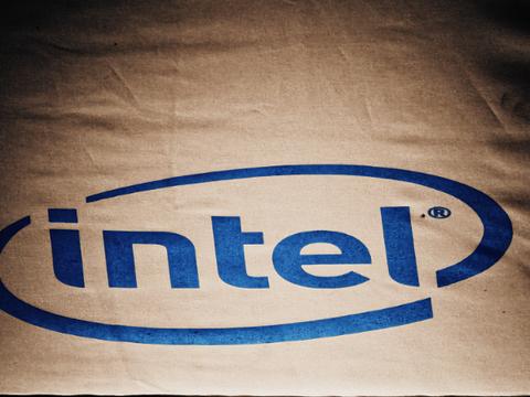 Уязвимости на сайтах Intel раскрыли данные 270 тысяч сотрудников