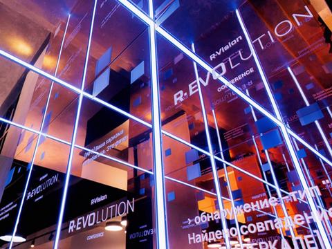На R-EVOlution Conference 2026 поспорили, где ИБ пора перестать усложнять