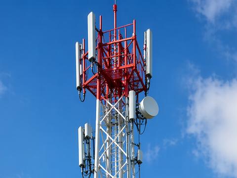 Роскомнадзор аннулировал почти 2 тыс. лицензий операторов связи