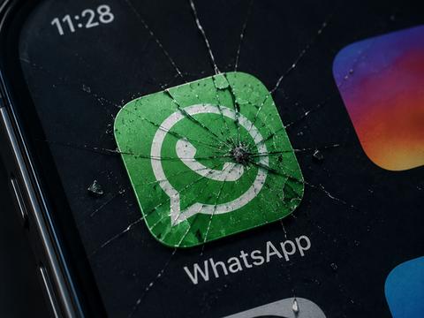Хакеры угоняют WhatsApp руководителей и требуют перевести деньги