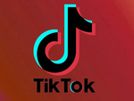 Злодеи предлагают в TikTok бесплатные Steam-аккаунты и хаки для Among Us