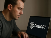 OpenAI разрешит эротические диалоги в ChatGPT для взрослых юзеров