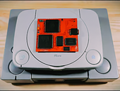 Энтузиаст собрал «идеальную» PlayStation, объединив две версии консоли