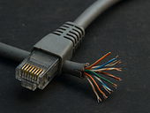 Некоторые районы Москвы остались без мобильной связи