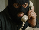 Злоумышленники все чаще звонят на городские телефоны