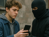 Студент обзавелся новым телефоном за счет мошенников