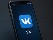 Песков предложил перейти с iPhone на Android ради VK