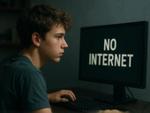 Российских детей предлагают не пускать в соцсети — вход только для 16+