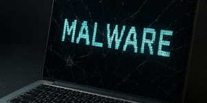 Новые инфостилеры атакуют macOS и распространяются через WhatsApp