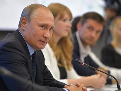 Путин поручил IT-компаниям перейти на отечественное ПО