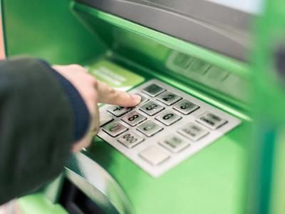 Молодые омские хакеры пытались украсть из банкомата два миллиона