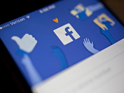 Facebook удалила десятки аккаунтов, принадлежащих компании SocialDataHub