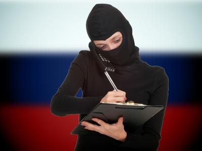 Мошенники теперь пугают россиян уголовкой за звонок в банк