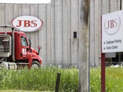 JBS заплатила операторам REvil 11 млн долларов из затребованных 22,5 млн