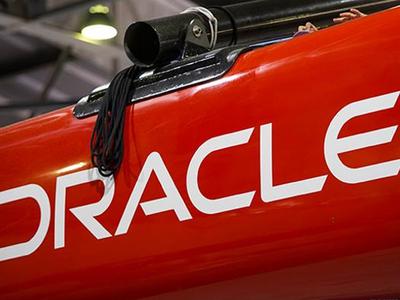 Oracle настоятельно рекомендует пользователям пропатчить Oracle Database