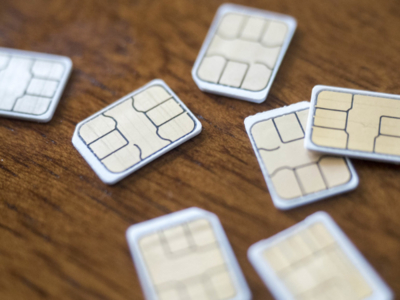 Житель Владивостока изменил личные данные абонента оператора связи