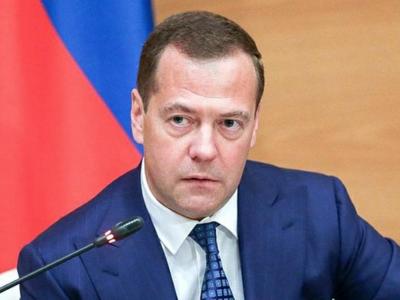 Медведев: Мы должны усовершенствовать закон о персональных данных