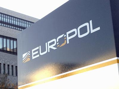 Европол ищет пять русских хакеров, пытавшихся похитить около $100 млн