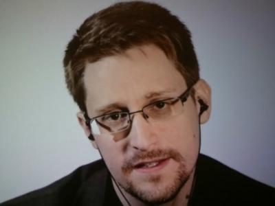 Минюст США хочет присвоить прибыль от выпущенной Сноуденом книги