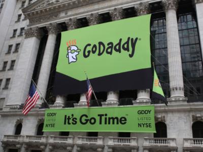 GoDaddy уведомил клиентов о взломе хостинг-аккаунтов